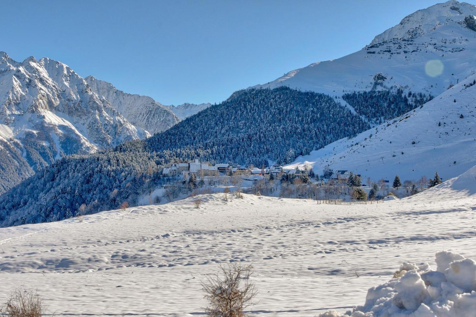 Les Gourgs Blancs - 80M Des Pistes - 6 Personnes Διαμέρισμα Génos Εξωτερικό φωτογραφία